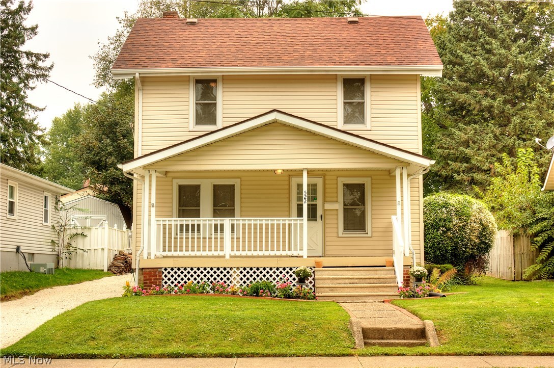 The owner of 14 years did a remarkable job remodeling this home for you. If your looking to live in Ellet. Or your kids are in Ellet Schools look no further. The remodeled  2 story colonial is in move in condition. Nice open floor plan here as well. The 34 pictures of this home truely reflect the beautiful work and pride of home ownership. Enjoy Hardwood flooring, All Kitchen appliances stay, a pergola covered back patio, large driveway for extra parking and a park like setting in your back yard. The full basement is clean, dry and ready to use also. Your new remodeled home is close to Goodyear Metro Park, Ellet H.S., Betty Jane School, shopping and Dining. Easy Access 224 and route 76 to the central interchange.  Dont miss out on this one. The owner really put in work to make it ready for you and its really is nice. Call today for a private showing.