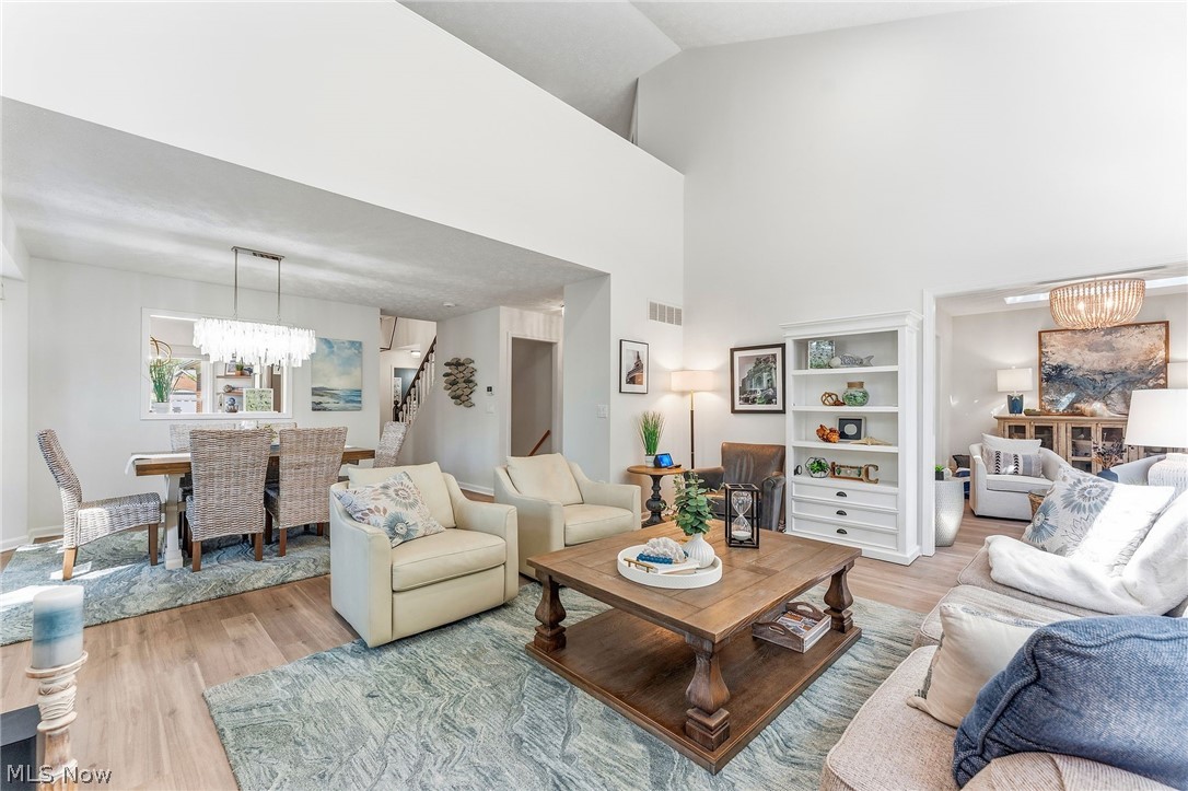 Residence Condo - Residential
