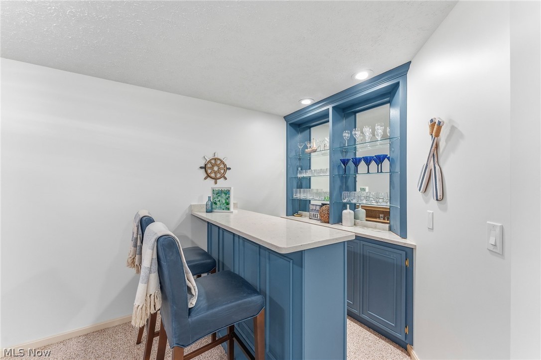 Residence Condo - Residential