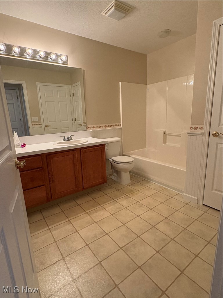 Highland Creek Condo - Residential