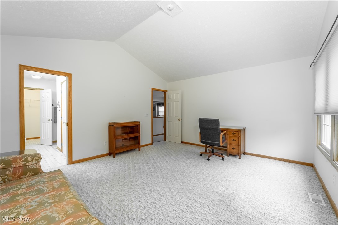 Woodbury Condo - Residential