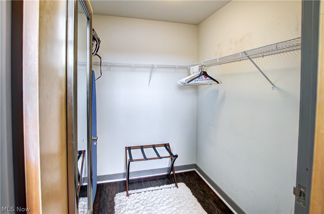 Carroll Ave Condo - Residential