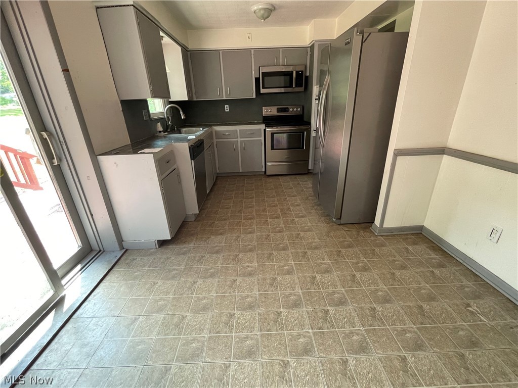 Manch View 7th Add - Residential