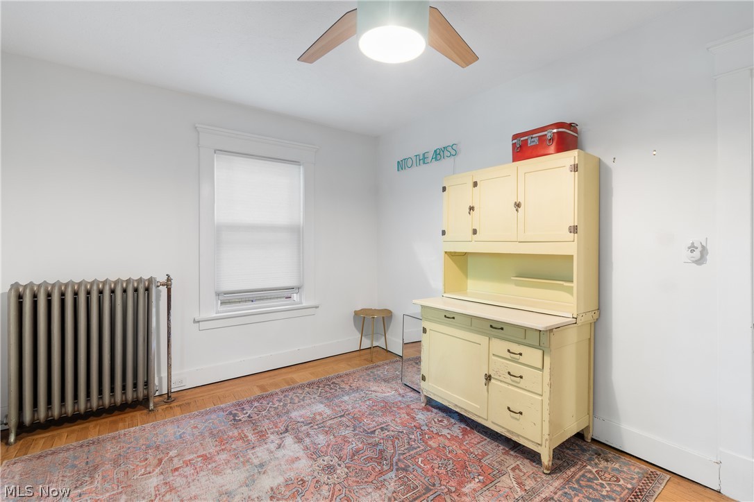 M M Browns - Residential