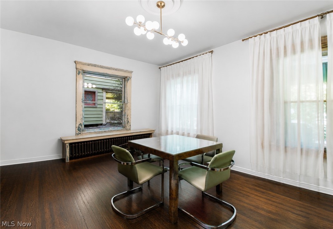 M M Browns - Residential