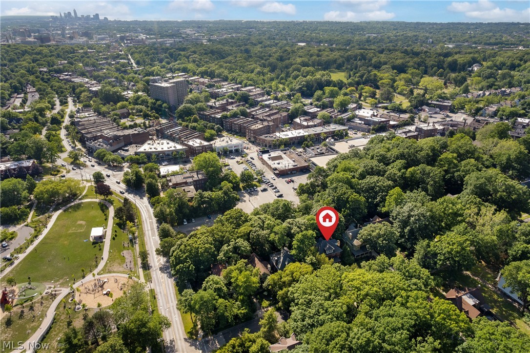 M M Browns - Residential