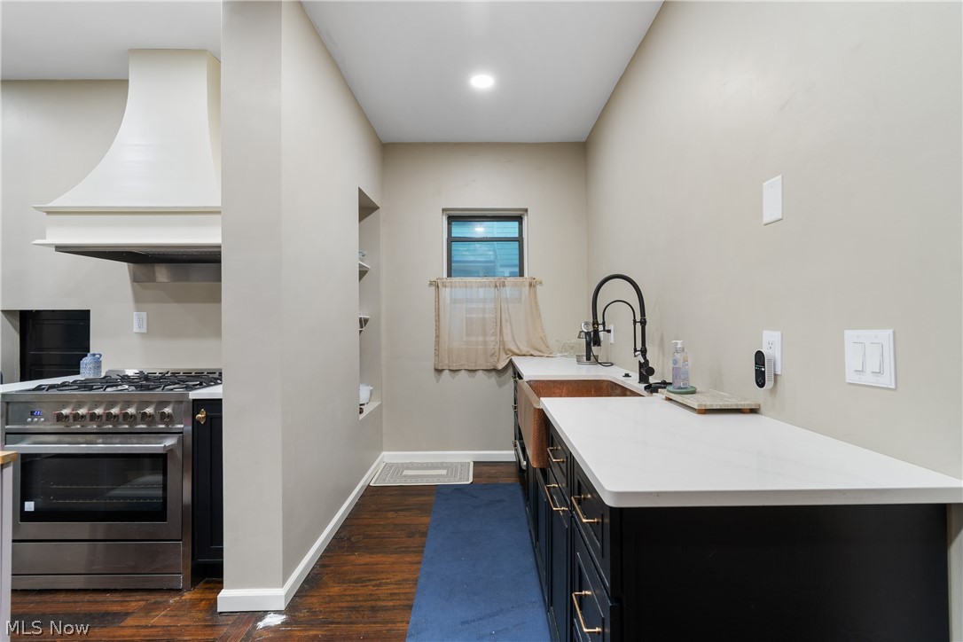 M M Browns - Residential