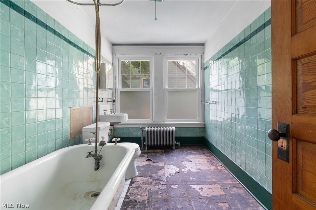 M M Browns - Residential