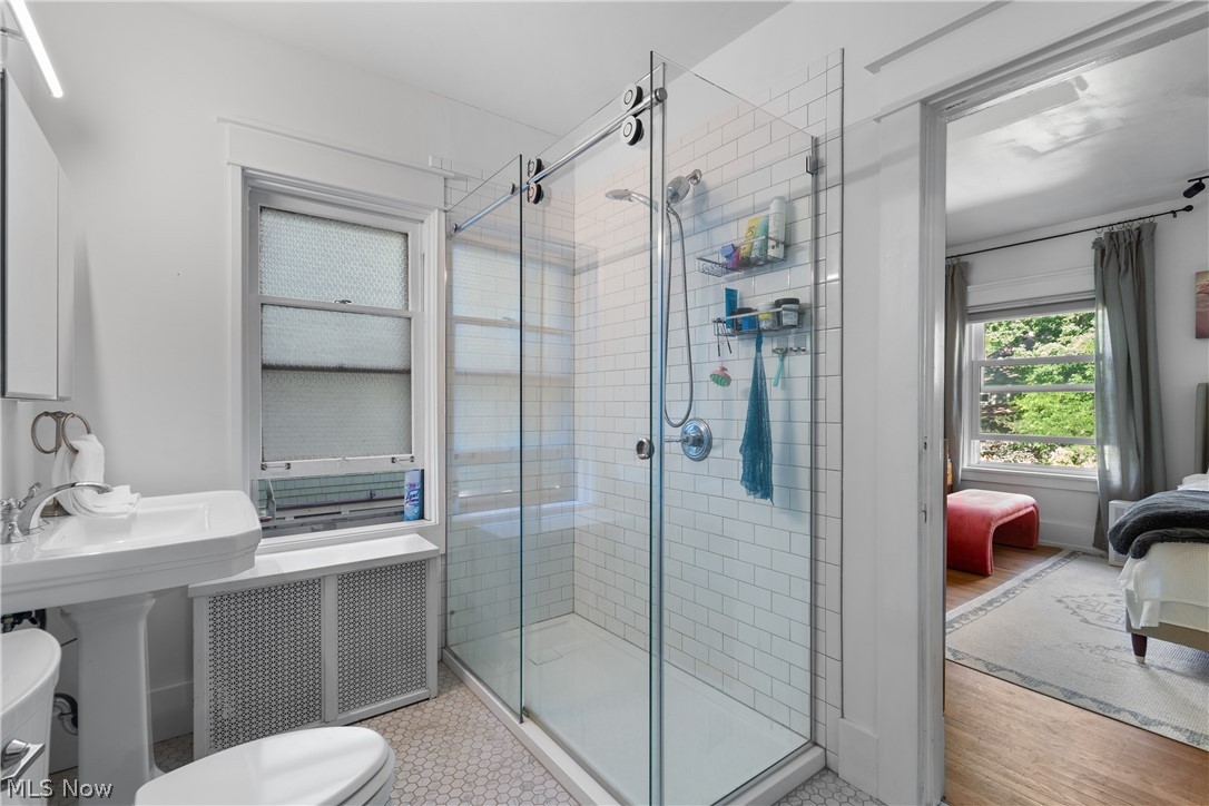 M M Browns - Residential