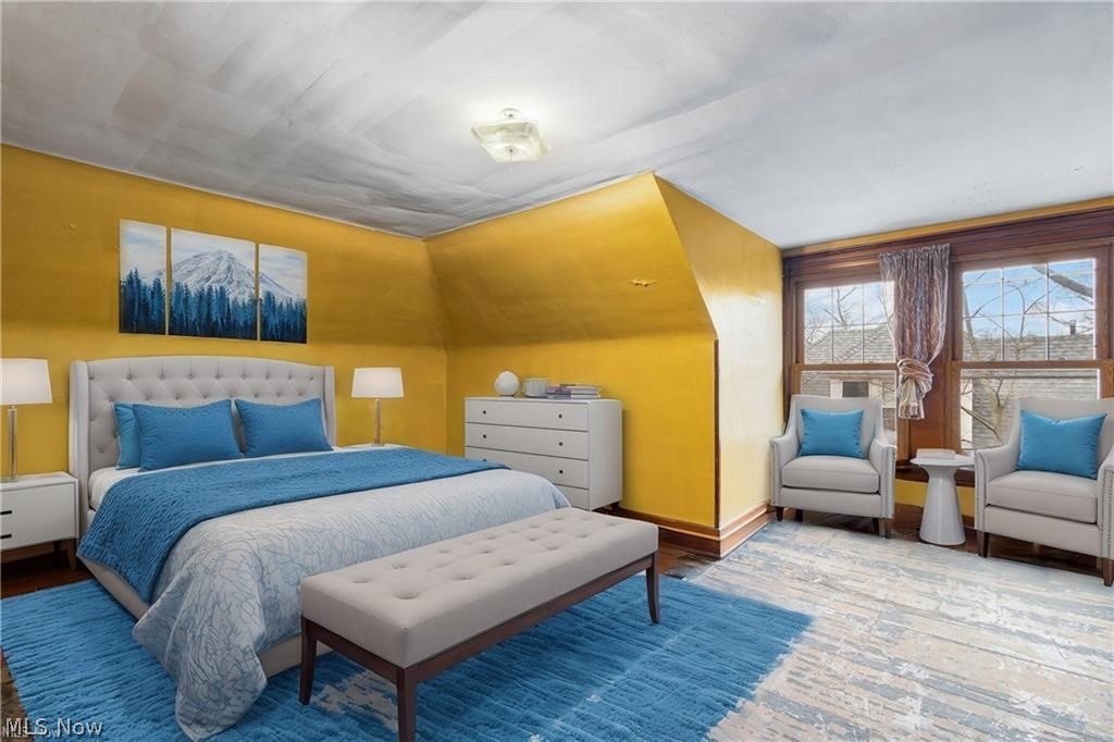 M M Browns - Residential