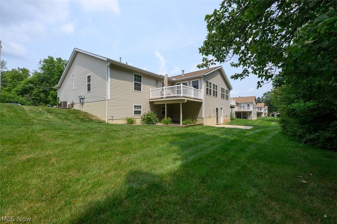 Woodland Crk Condo - Residential