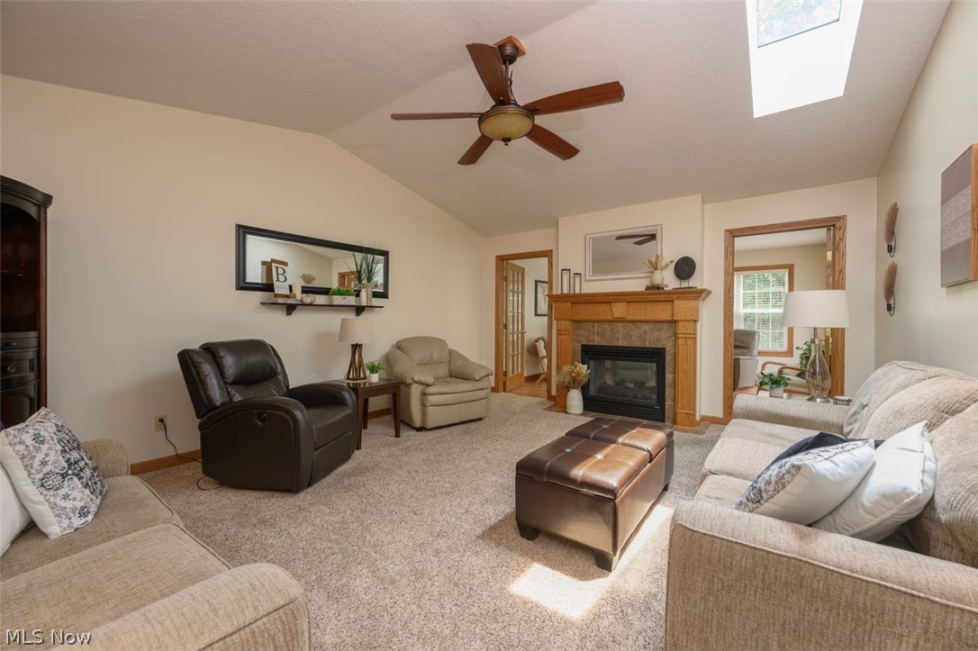 Woodland Crk Condo - Residential