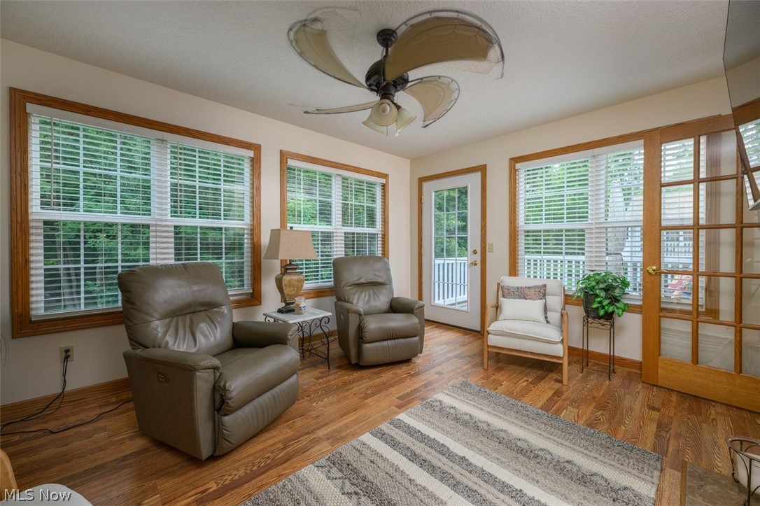 Woodland Crk Condo - Residential