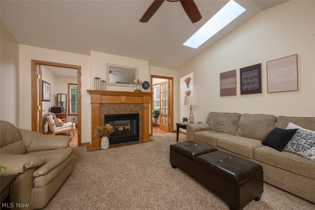 Woodland Crk Condo - Residential