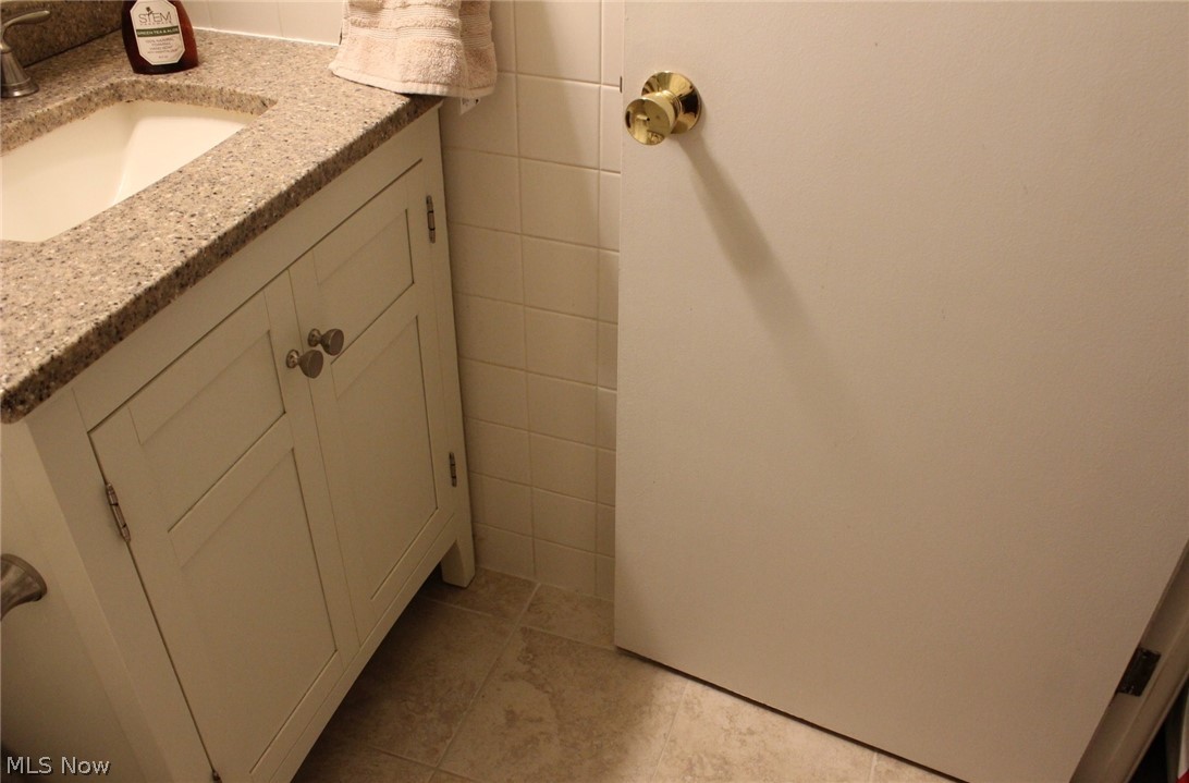 Cliff Towers Condo - Residential