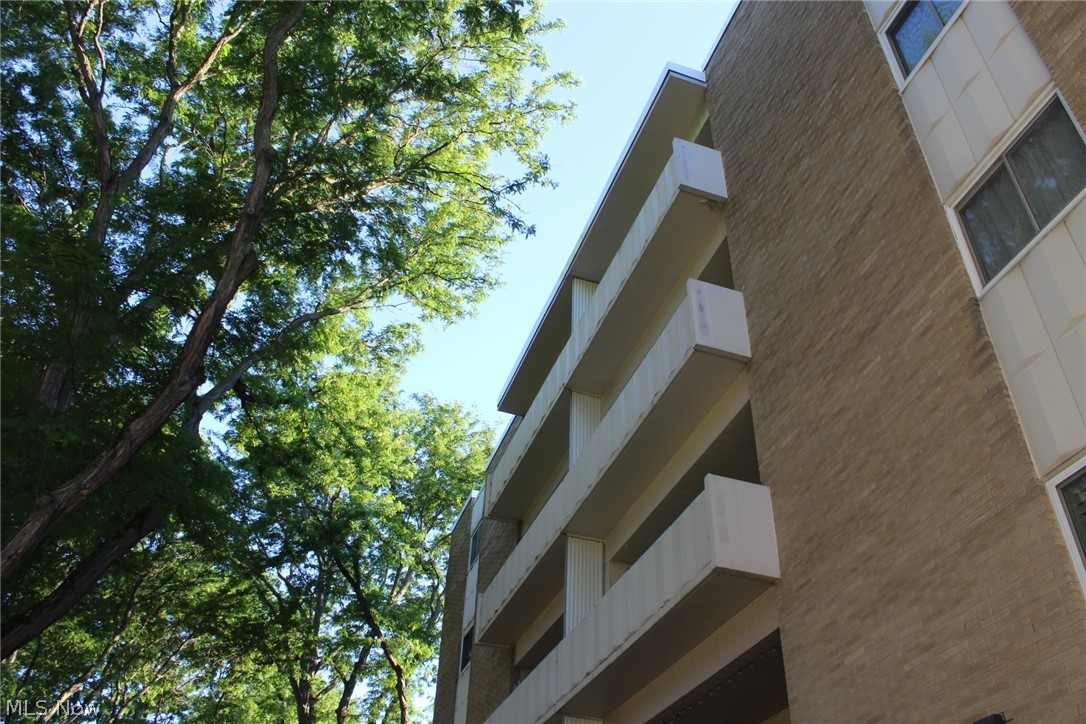 Cliff Towers Condo - Residential