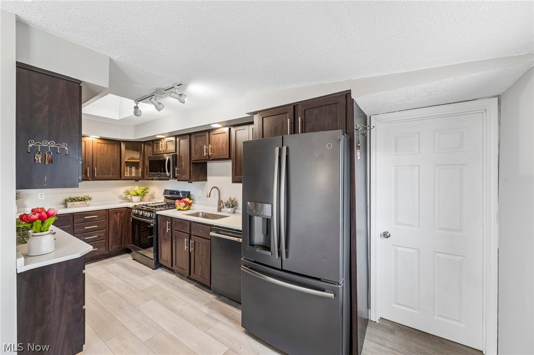 Holland Acres - Residential