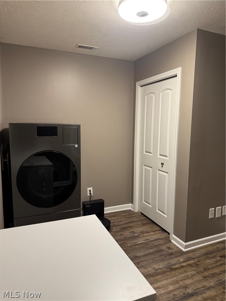 Market Square Twnhms Condo - Residential