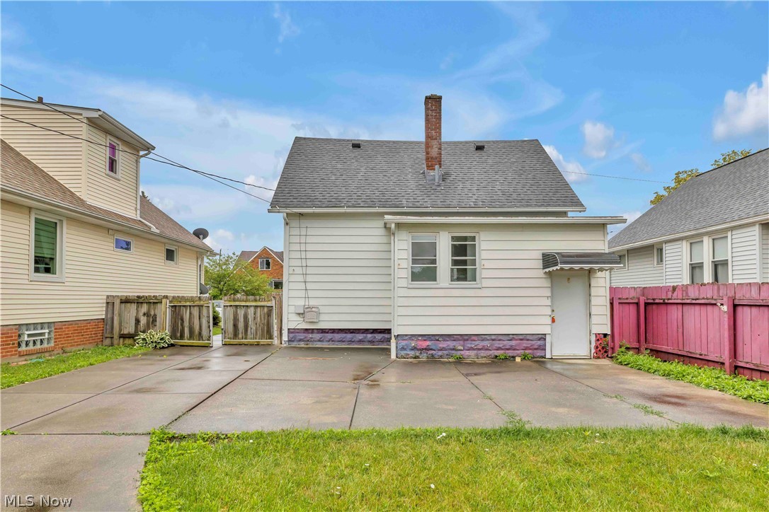 Tuxedo Gardens - Residential
