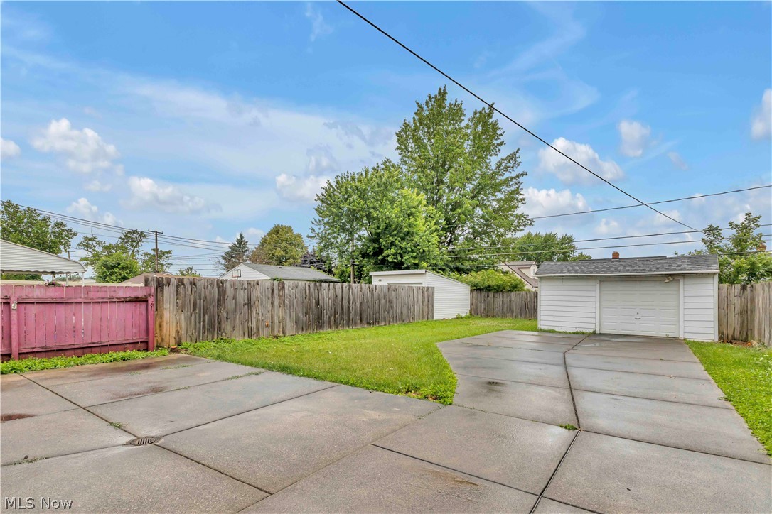 Tuxedo Gardens - Residential