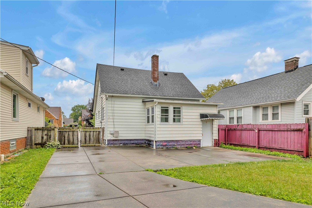 Tuxedo Gardens - Residential