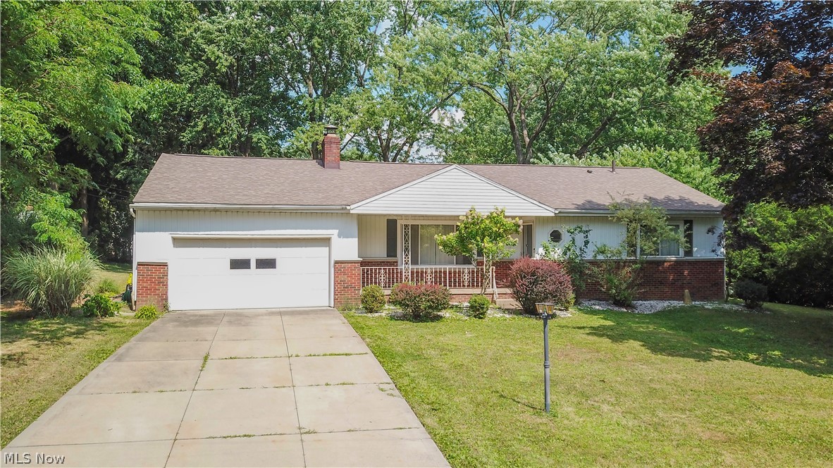 Fairlawn HTS Est - Residential