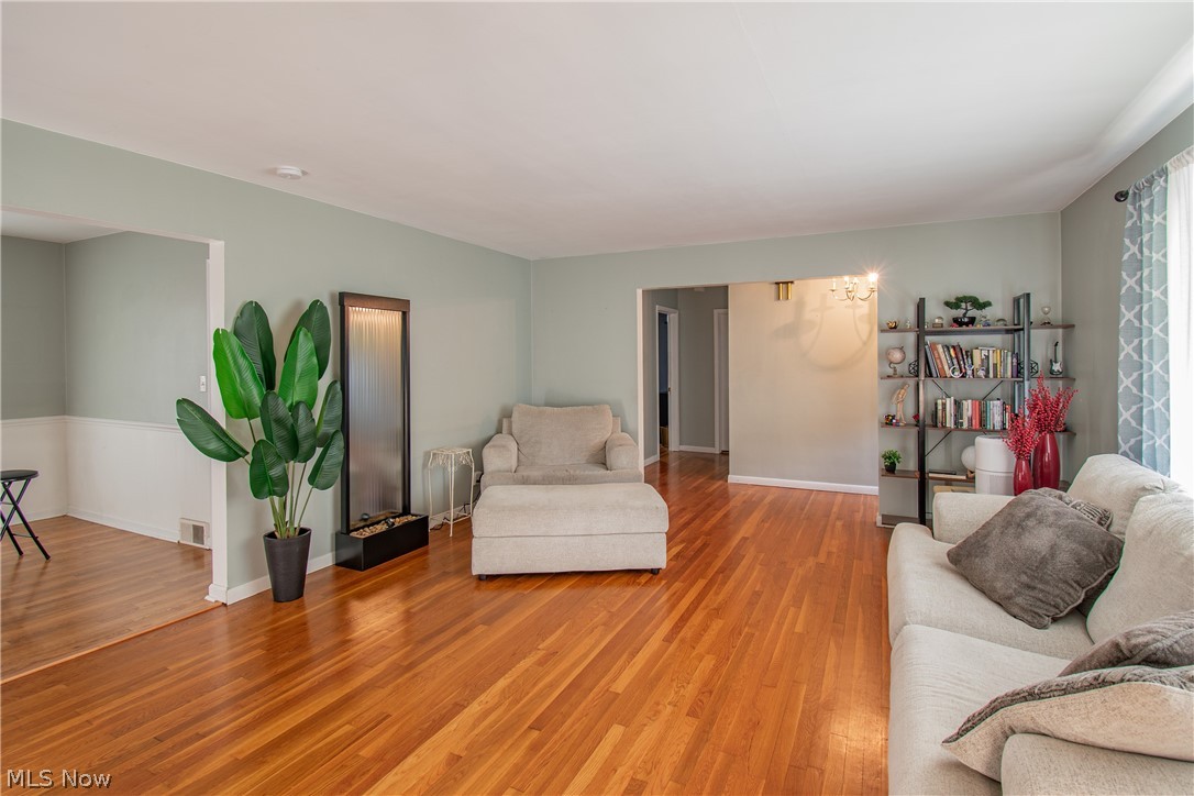 Fairlawn HTS Est - Residential