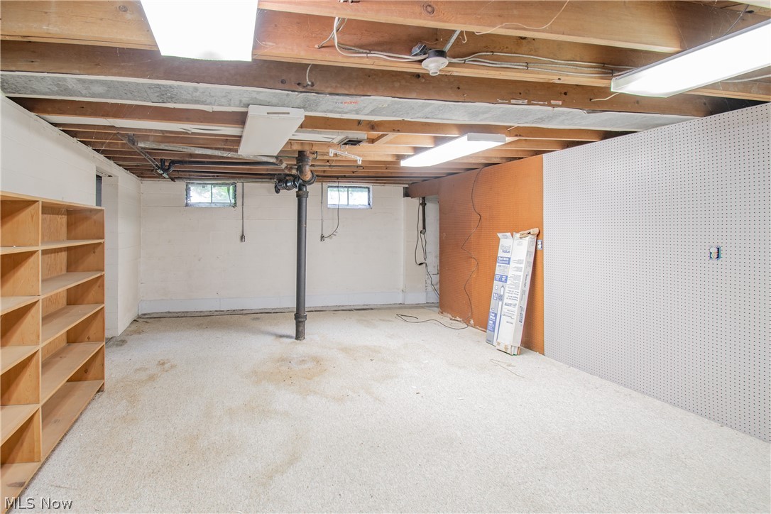 Fairlawn HTS Est - Residential