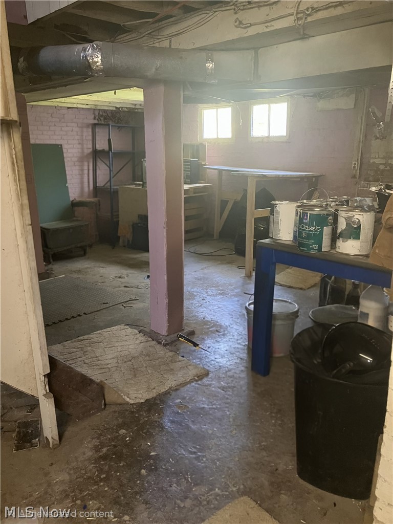 Jc Lashleys Sub - Residential