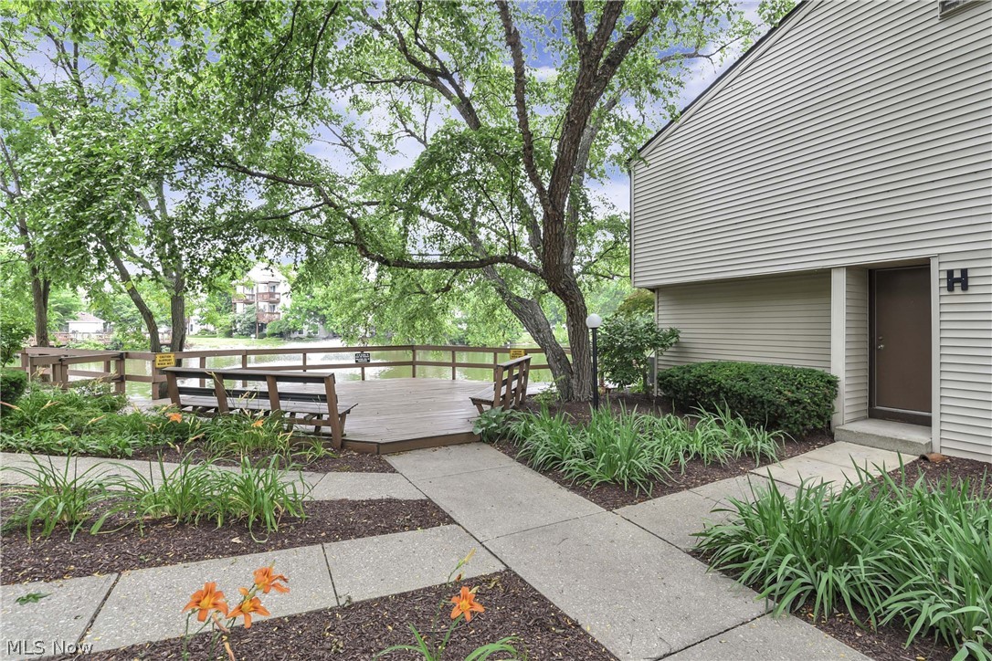 Cedarwood Vill Condo - Residential