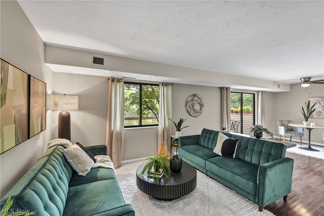 Cedarwood Vill Condo - Residential