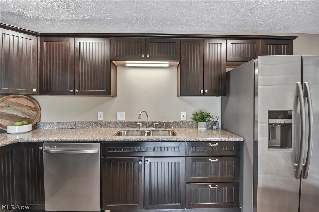 Cedarwood Vill Condo - Residential