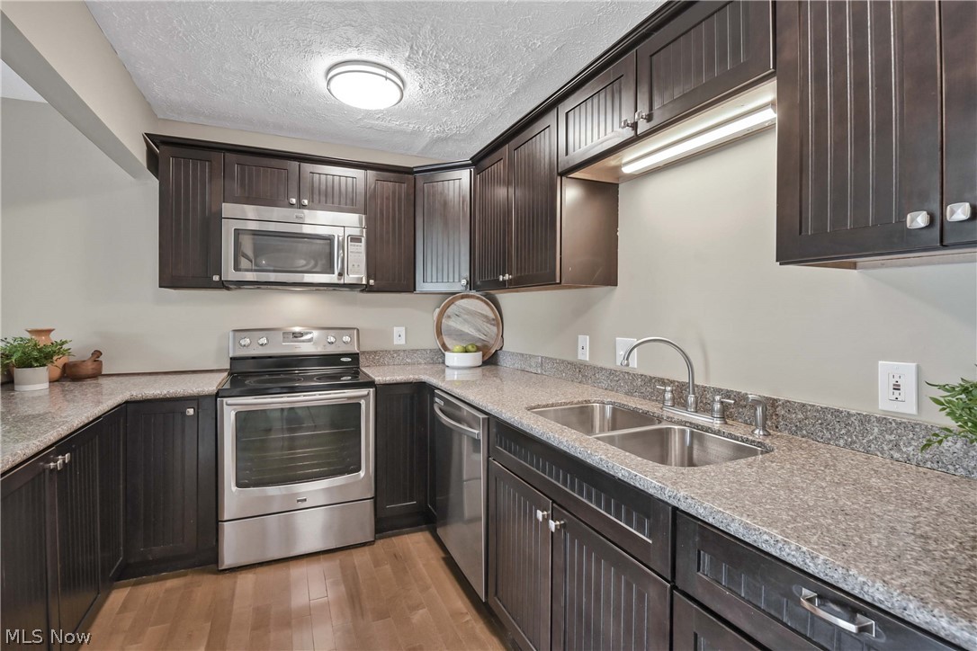 Cedarwood Vill Condo - Residential