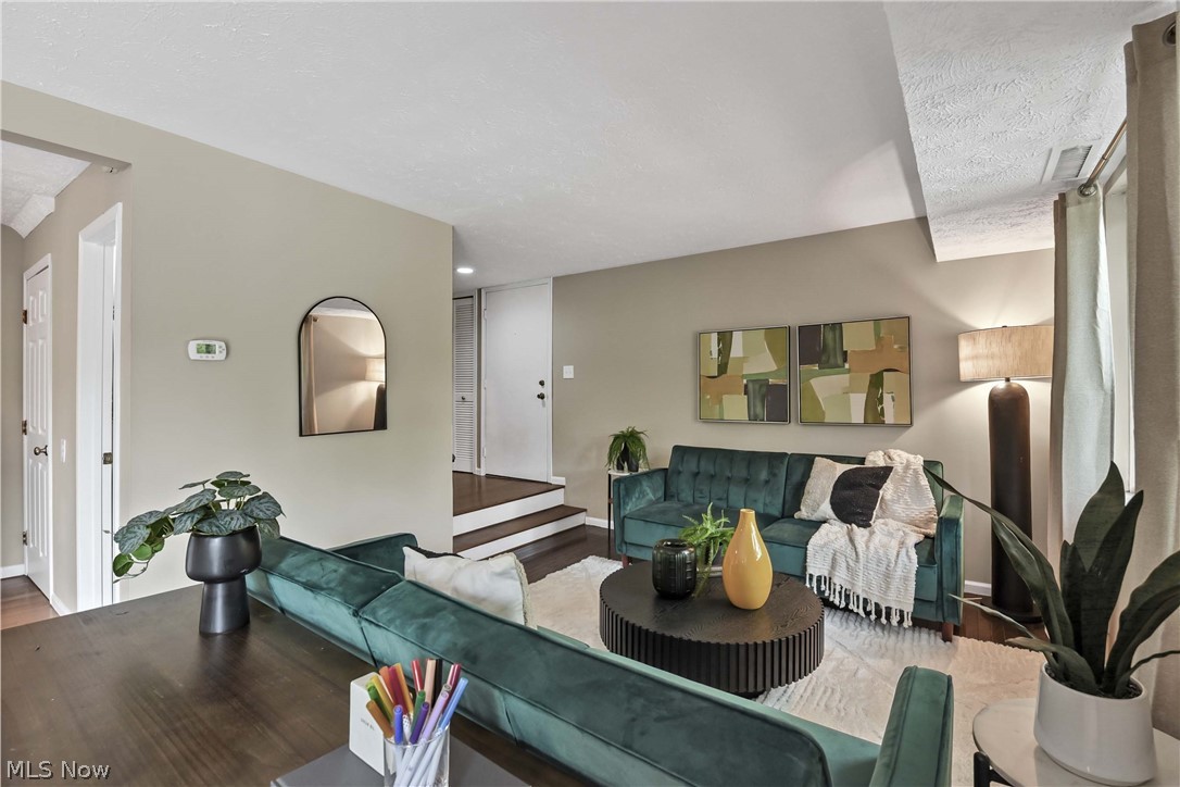 Cedarwood Vill Condo - Residential