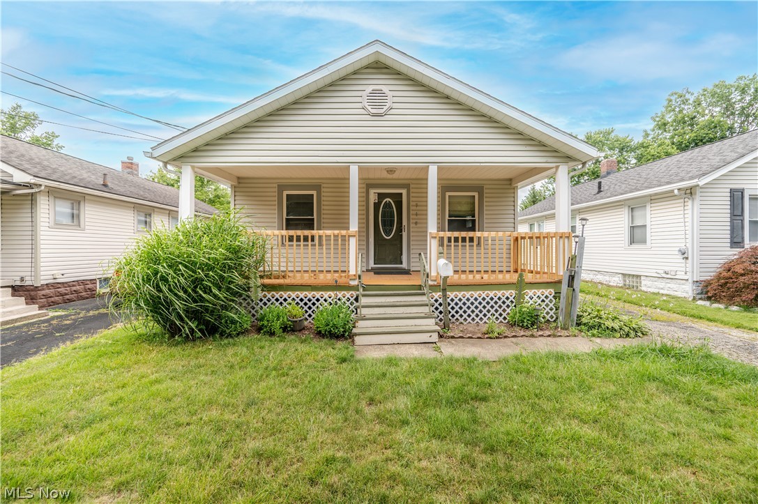 Packed with charm and thoughtful updates, this inviting gem offers comfort, convenience, and move-in-ready appeal. Located just minutes from I-77, you'll enjoy quick access to shopping, dining, and commuting while still feeling right at home.
Inside, the open living room welcomes you with a decorative fireplace that adds character and charm. The dedicated dining room creates a wonderful space for everyday meals or hosting family and friends. The refreshed kitchen features stainless steel appliances, a modern tile backsplash, and attractive finishes that make meal preparation a pleasure.
The updated full bath has been remodeled with a walk-in tiled shower, newer vanity, updated toilet, and durable tile flooring. Original hardwood floors in the main-level bedrooms provide classic charm and a touch of timeless craftsmanship. For added value and peace of mind, the gas service line from the street to the home has recently been replaced.
Whether you're searching for your first home, looking to downsize, or simply wanting a property with tasteful updates and a convenient location, this one is ready to welcome its next owner. Schedule your private tour today!