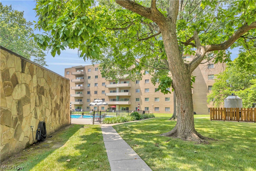 Saxon House Condo - Residential