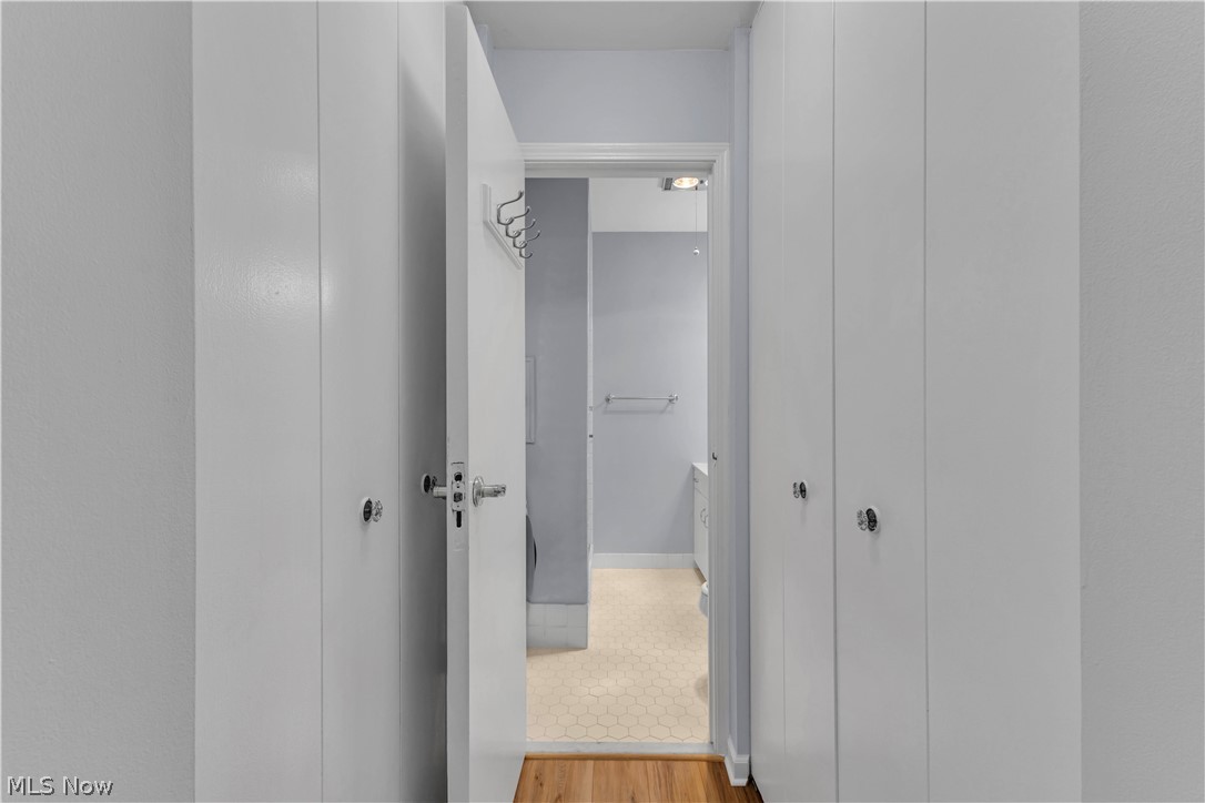 Saxon House Condo - Residential