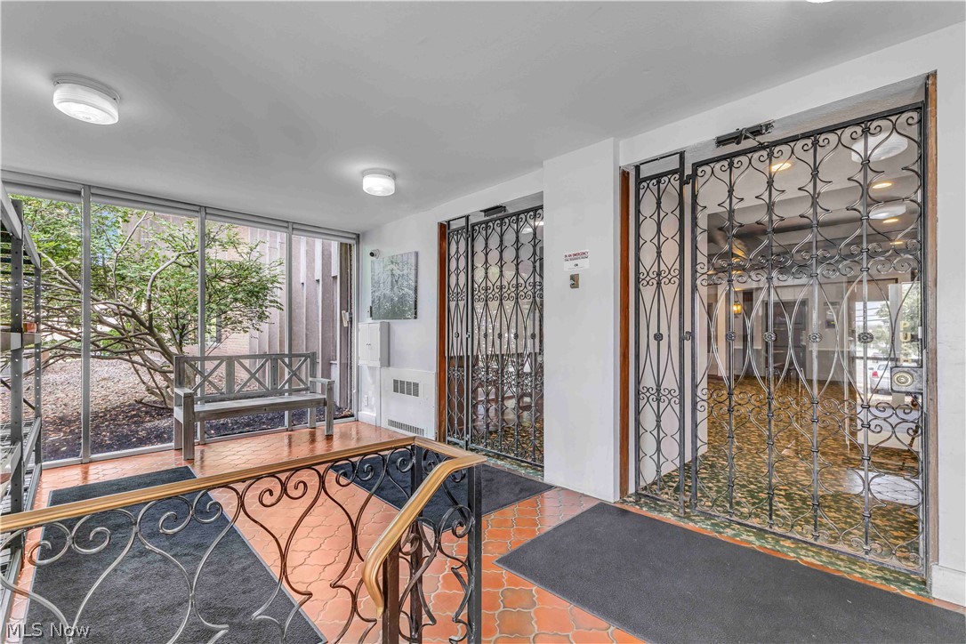 Saxon House Condo - Residential