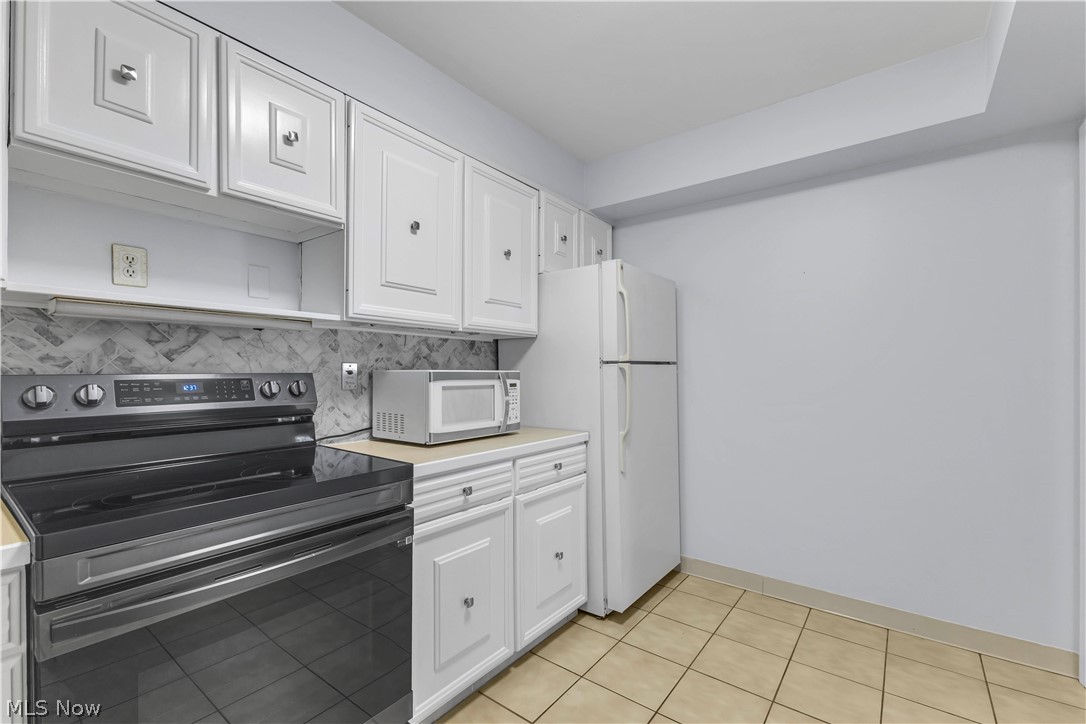 Saxon House Condo - Residential