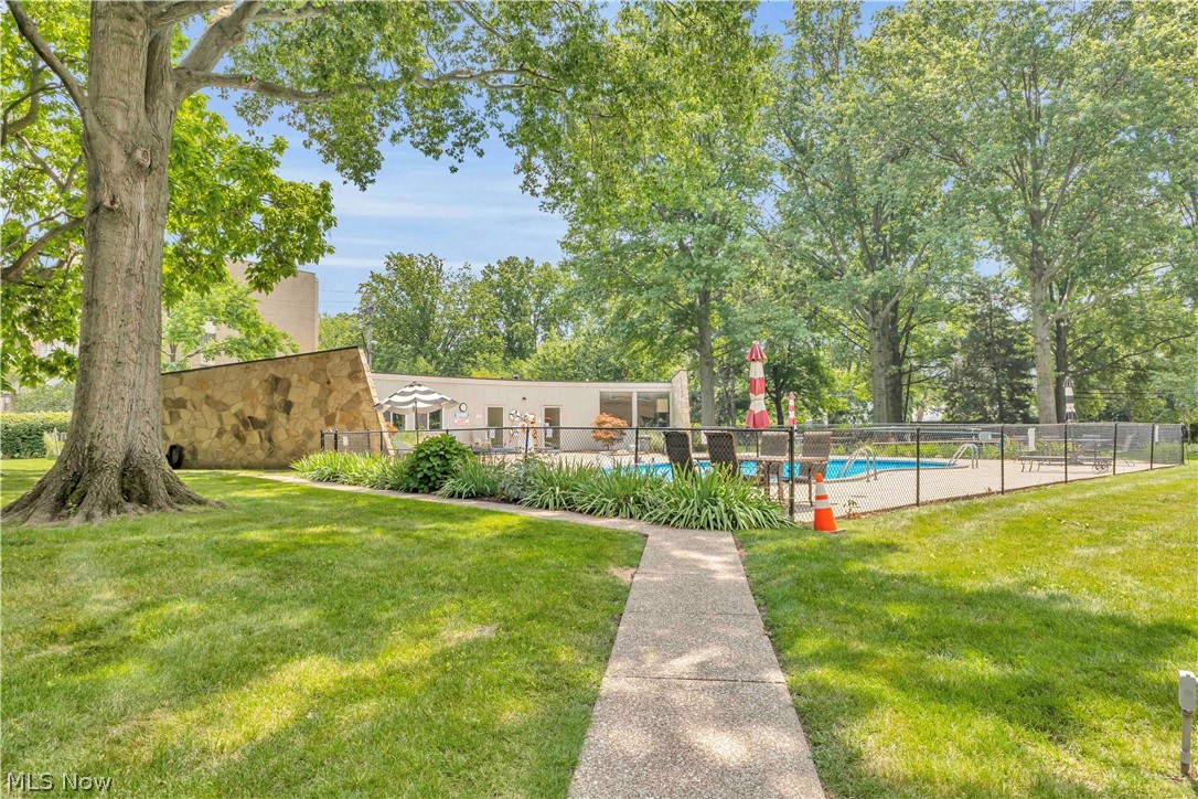 Saxon House Condo - Residential