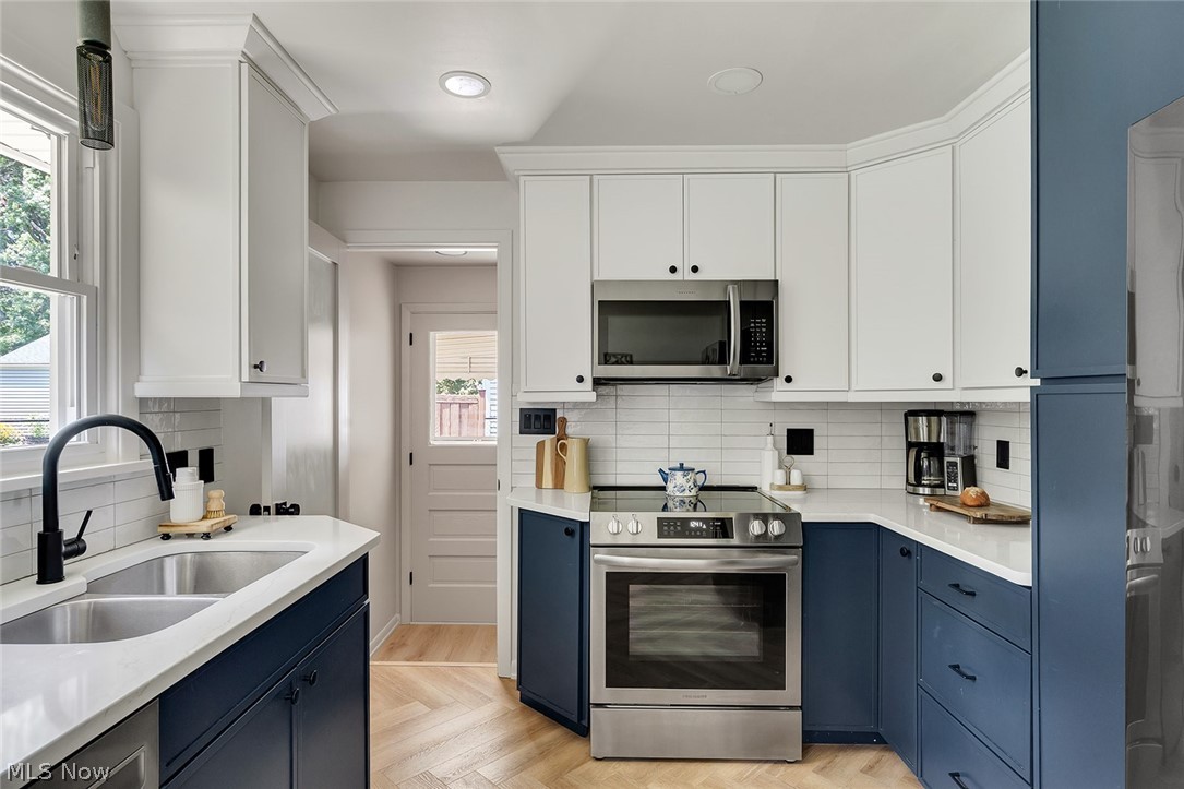 Applewood Acres 01 - Residential