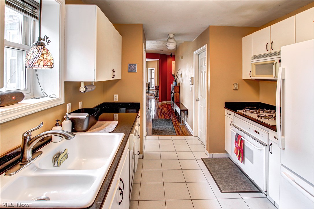 Junge - Residential