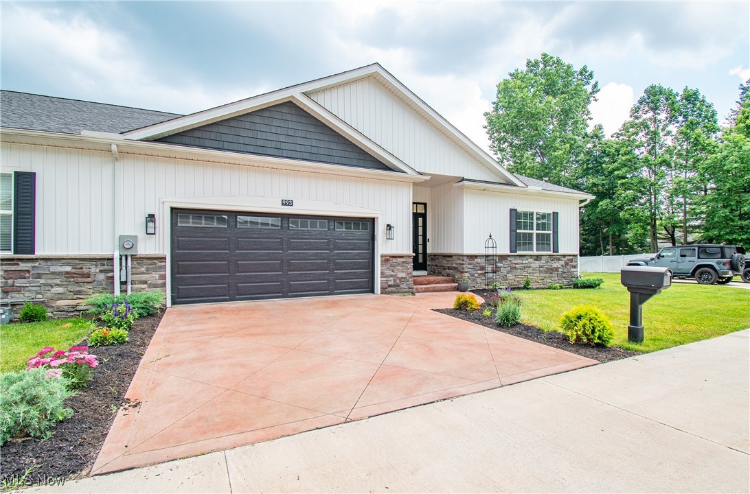 Pin Oaks II - Residential
