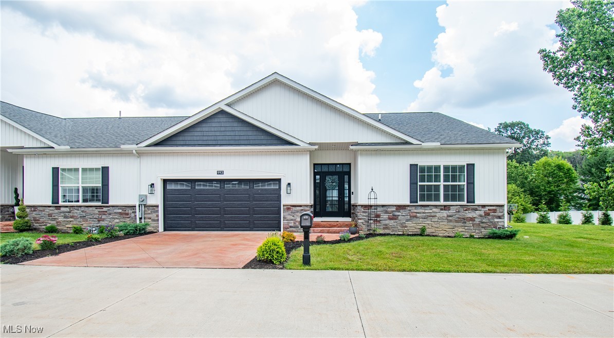 Pin Oaks II - Residential