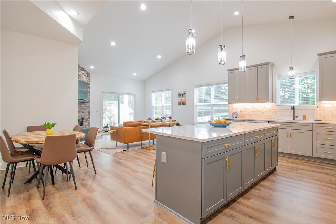 Pin Oaks II - Residential
