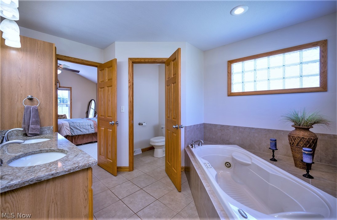 Oak Hollow - Residential