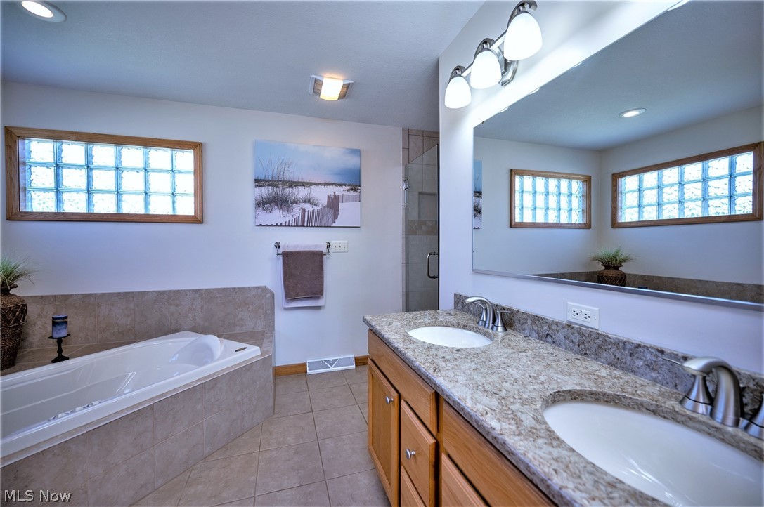Oak Hollow - Residential