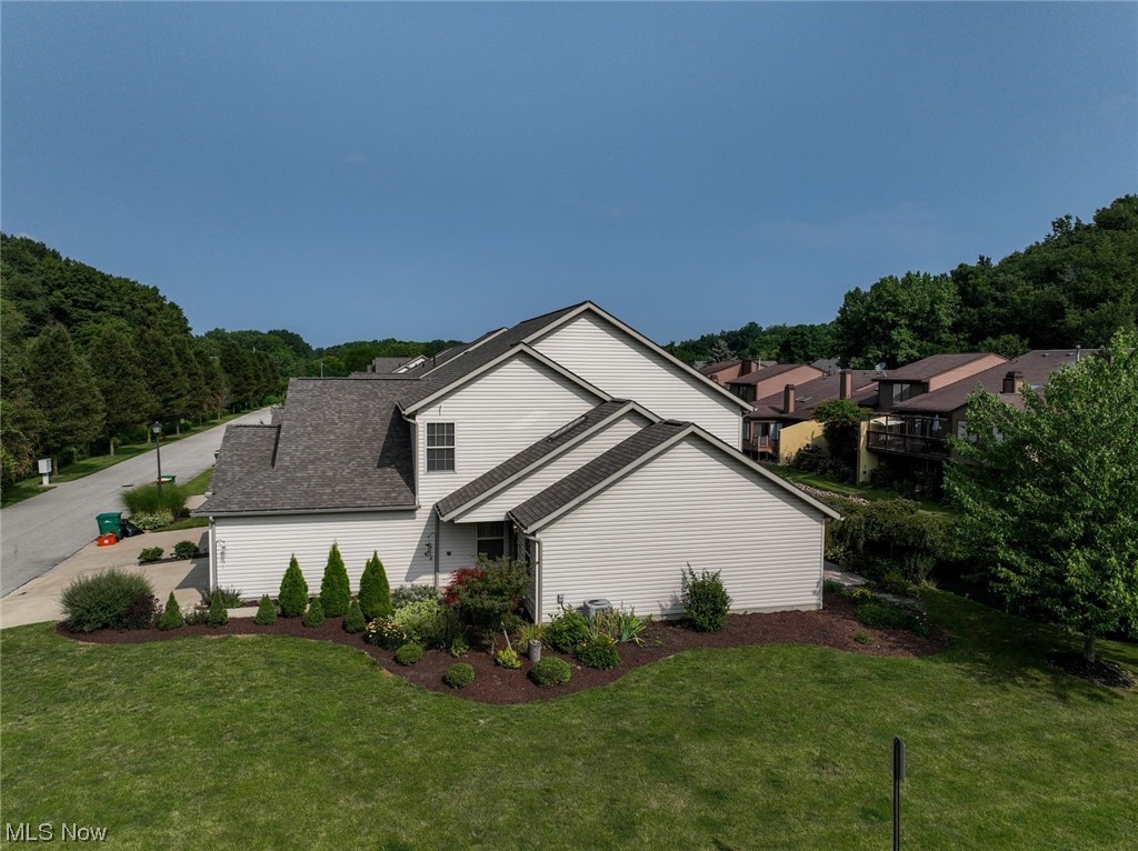 Falls River Xing Clstr Unit - Residential