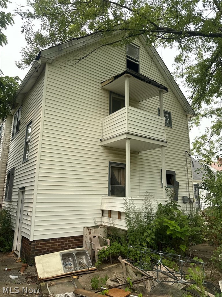 A C Spears 03 - Residential Income