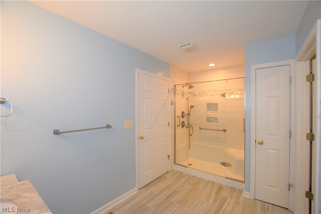 Robins Gate - Residential